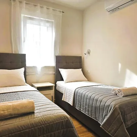 Apartments Miamare 2 Primosten Room photo
