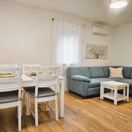 Apartments Miamare 2 Primosten Room photo