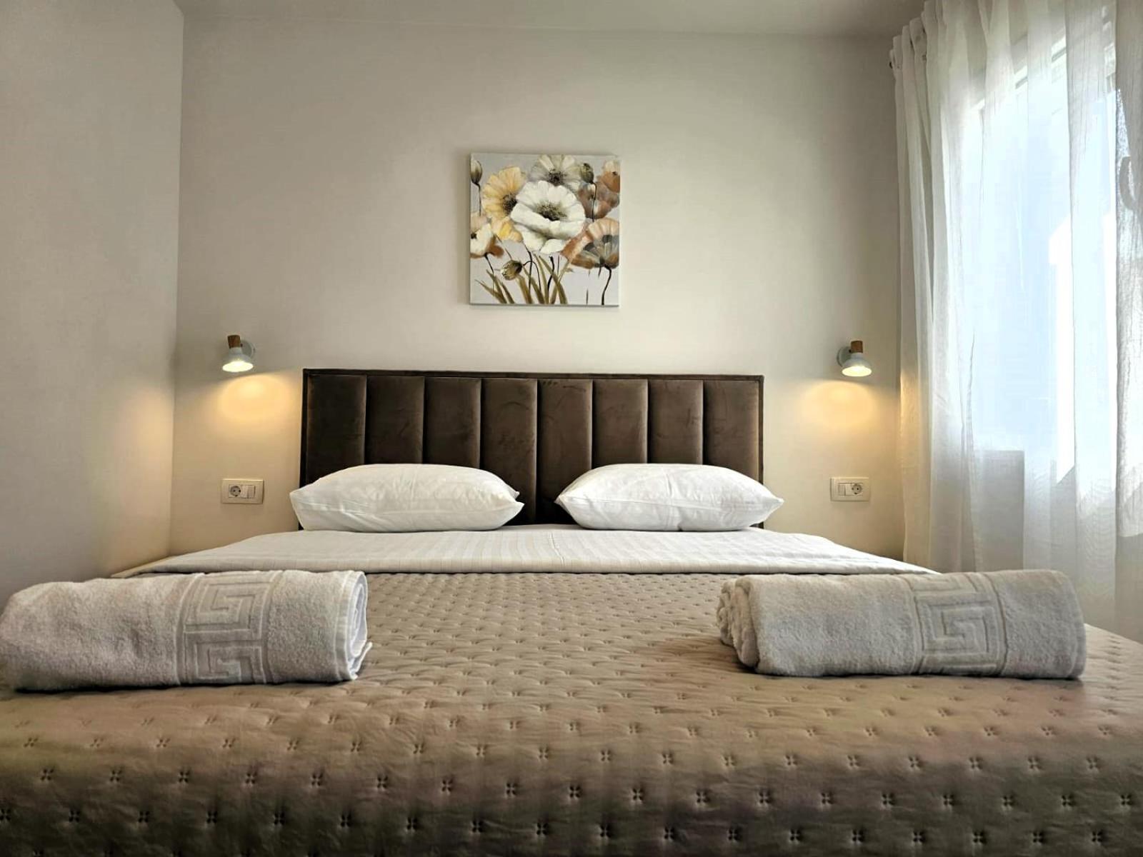 Miamare 2 Apartment Primosten
