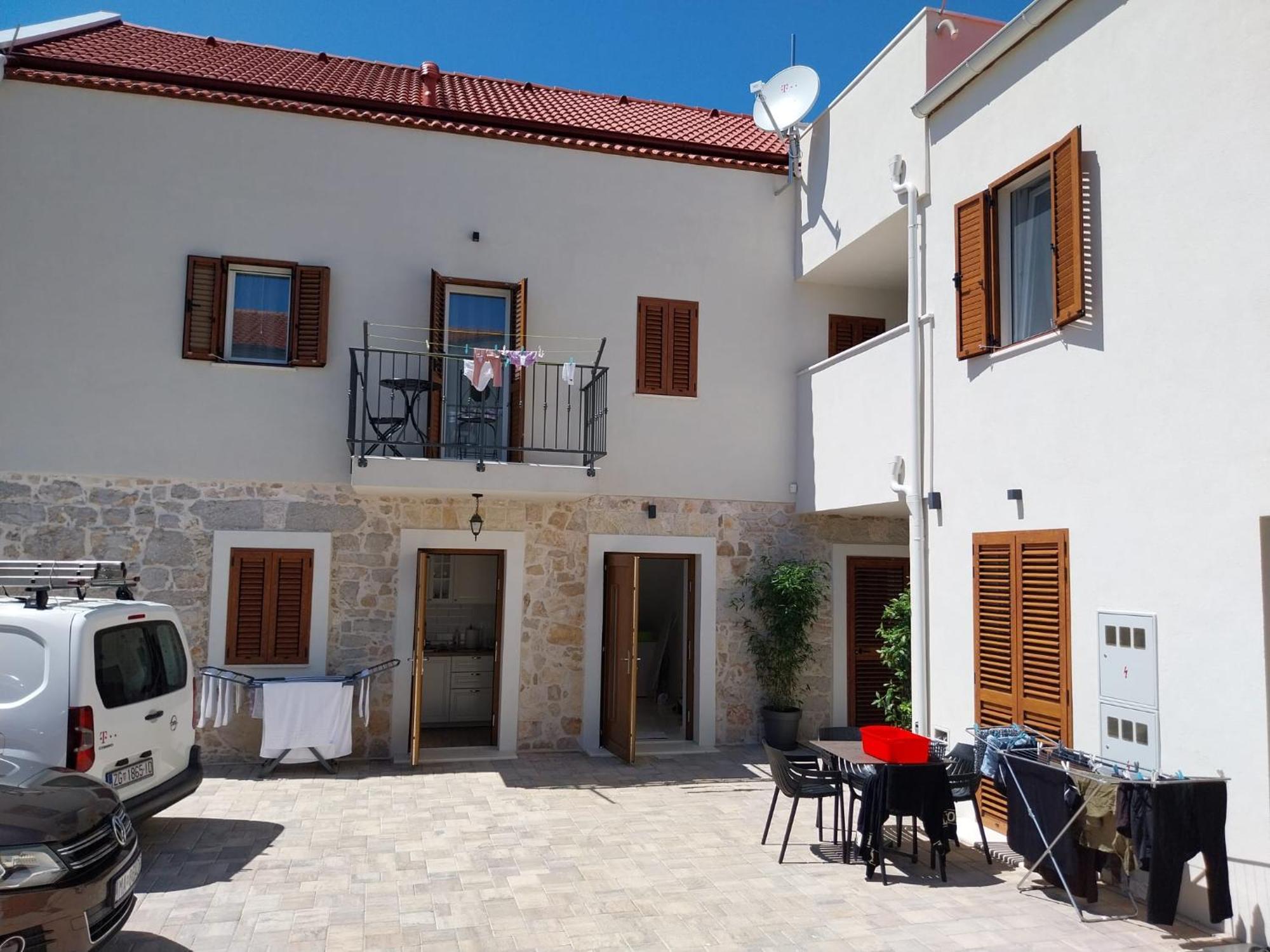 Miamare 2 Apartment
